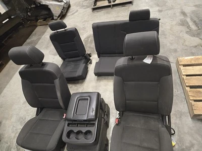 2015-2019 Chevrolet Silverado 2500 Complete Seat Set Cloth; Opt A95, 40/20/40. - Image 1 of 4