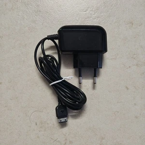 Samsung 20-pin ATADS30EBE 4.75V 0.55A Travel AC Charger - EU PLUG #2536 - Picture 1 of 4