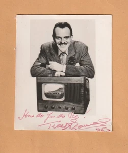 Scarce Archetype Cad/Bounder TERRY THOMAS ink signed 2x3 pic in 1957 - Picture 1 of 1
