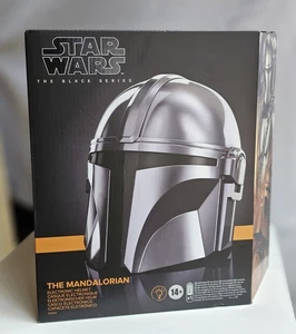 Star Wars The Black Series Mandalorian Electronic Helmet Premium Collector NEU🌟 - Bild 1 von 7
