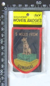 Vintage Gundagai Dog On Tuckerbox NSW Souvenir Patch Woven Cloth Sew-On Badge - Picture 1 of 1
