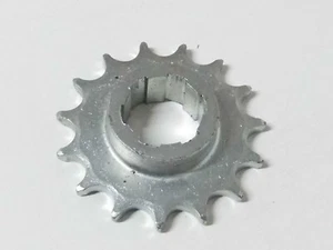 Triumph Tiger Cub T1513 Gearbox Sprocket 15 Tooth Secondhand ' - Picture 1 of 3