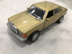 Mercedes Benz S Class 1:36 Toy Car - Picture 1 of 11