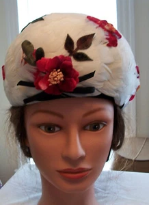 VINTAGE JEAN ARLETT FASHIONS WHITE FEATHER HAT EXCELLENT! - Picture 1 of 5