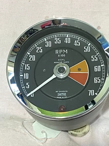 1670 RVI2430/01 MGB '68-'72 REV COUNTER TACHOMETER NEGATIVE EARTH - Picture 1 of 4