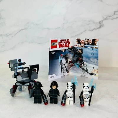 LEGO Star Wars: First Order Specialist Battle Pack - 75197 - Image 1 of 3