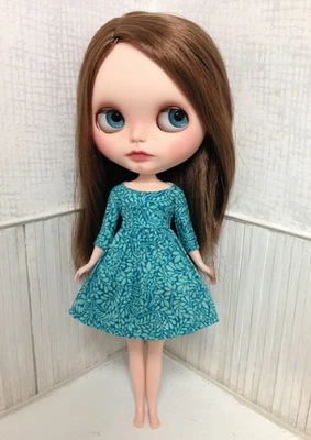 Muñeca Blythe personalizada de Blythette con atuendo único en su clase Foto 1 de 4