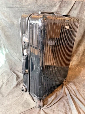 Rimowa Salsa DLX 29" Multiwheel Ultralight Spinner - FOR PARTS OR REPAIR - Image 1 of 4