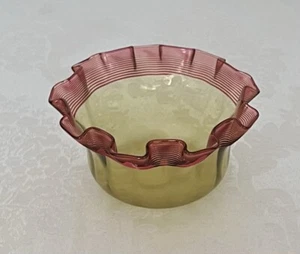 Stevens & Williams? Art Glass Finger Bowl Amber w Red Ruffled Threaded Edge - Picture 1 of 7