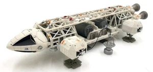 Product Enterprise ca. 30 cm lang 21023 - Space 1999 Eagle Transporter - Bild 1 von 4