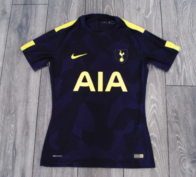 Tottenham Hotspur Third football shirt 2018 - 2019. Sponsored by AIA