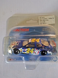 2004 Action Jeff Gordon #24 Monte Carlo Foundation / Holiday Car Santa 1:64 - Picture 1 of 2