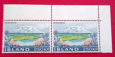 PAIR - Iceland, Scott 438, Herdubreid Mountain, 1972, MNH, FREE shipping - Image 1 of 2