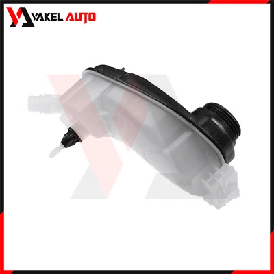 Tanque de botella de desbordamiento de radiador de refrigerante para Mercedes Benz CLA GLA Foto 1 de 4