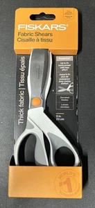 Fiskars Crafts PowerCut Softgrip Schere 9 Zoll weiß/grau - Bild 1 von 2