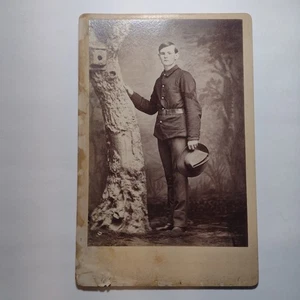 Antike Kabinettkarte Foto von Geo. Schuwirth '' Junger Mann in Militäruniform'' - Bild 1 von 9