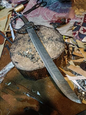 24'' HANDMADE CUTLASS COMBAT HUNTING BATTLE READY SWORD WITH SHEATH - Image 1 of 2