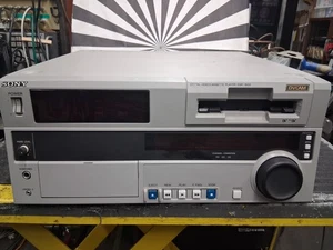 Sony DSR-1600 - Picture 1 of 4