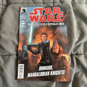 Cómic 2012 Star Wars Caballeros de la Antigua República: Guerra #2 Caballo Oscuro - Imagen 1 de 3