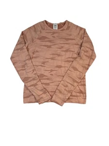 Athleta Girl Own Your Power Up Long Sleeve T Shirt, Camo Pink, Girls Size XL 14 - Picture 1 of 7