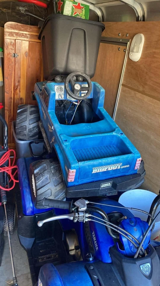 Monster Truck Bigfoot 1990 Power Wheel 4x4x4 Racing Team Ford Ride On Foto 1 de 4