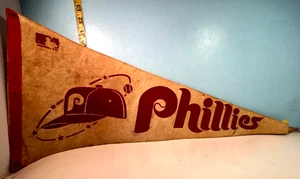 1969 Philadelphia Phillies Stiff Felt Pennant EX - Picture 1 of 6