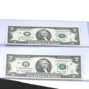 2 Federal Reserve $2.00 Bank Notes 2009 Consecutive Serial Numbers Series A - Picture 1 of 9