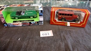 Set of 2 Die-cast Vehicles in Original Boxes. Jaguar E and Cameo General Bus New - Picture 1 of 12