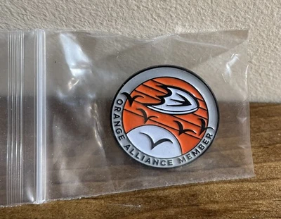Pin de solapa Anaheim Ducks Orange Alliance - Nuevo Foto 1 de 2