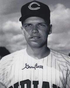 AUTOGRAPHED 8x10 GARY BELL Cleveland Indians Photo W/COA - Picture 1 of 1