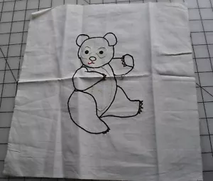 5449 Antique 1920's embroidered Bear quilt block, very cute - Picture 1 of 1