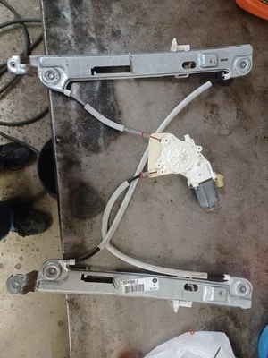 Front Right Window Regulator & Motor For 2007-2012 Dodge Caliber Foto 1 de 3