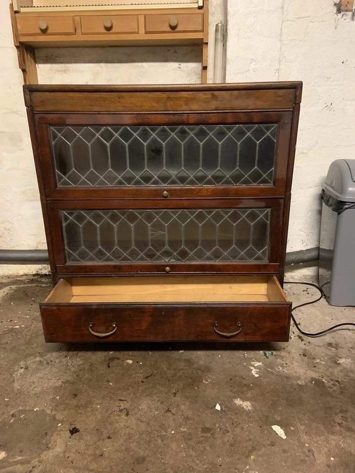 Globe Wernicke - Image 1 of 4