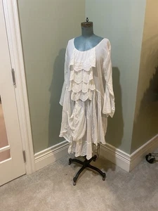 Authentic Magnolia Pearl Vintage Dress With Ruffles - Picture 1 of 10