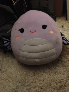 "Felpa Squishmallows Bibiana la Mariposa 16"" - alas moradas y negras - Kellytoy"  - Imagen 1 de 7