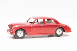 CORGI TOYS 205 RILEY PATHFINDER SALOON MODEL REPAINTED RED - Picture 1 of 7