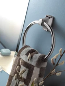 Contemporary Wall Mounted Towel Hanging Ring Holder Rack 22 Lbs (Chrome Silver) - Picture 1 of 2