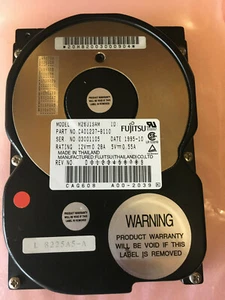 Disque dur Fujitsu M2681SAM 50 BROCHES SCSI - Photo 1/2