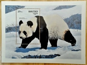 VINTAGE CLASSICS - Bhutan 1990 - Giant Panda - Souvenir Sheet Scott #936 - MNH - Picture 1 of 1