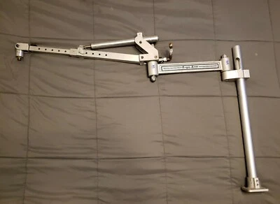 Ergo Arm Parallel Air Cylinder  Reach Ergo-arm Used ! Working condition !! USED  - Image 1 of 4