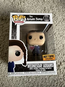 Funko Pop! The Addams Family Wednesday Addams #816 Hot Topic con pila rigida!✅ - Foto 1 di 7