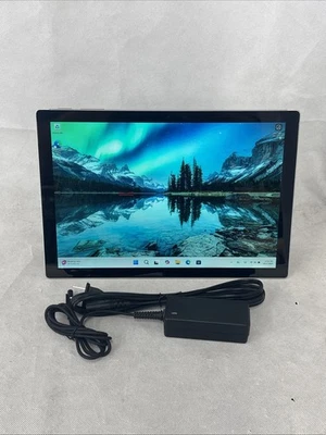 Microsoft Surface Pro 5 12.3" (256Gb, Intel i5 7th,  8GB) - Silver *Read* - Image 1 of 4