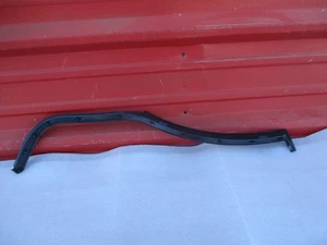 Porsche Macan 95B Rear Left Side Door Weatherstrip Seal Rubber 95B839761B - Bild 1 von 7