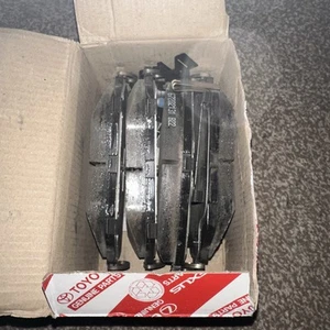 Genuine TOYOTA C-HR 2016-24 Front Brake pads 04465-F4021 - Picture 1 of 2