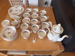 Royal Albert Moss Rose | 41-teiliges Teeservice | Bone China England | Vintage - Bild 1 von 24