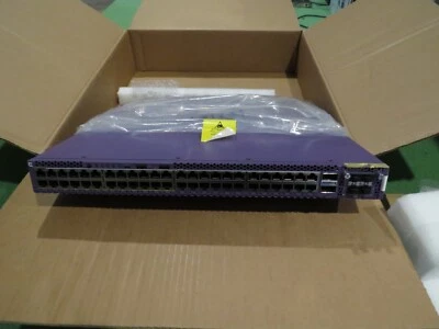 Extreme Networks X465-24MU-24W 48-Port 802.3bt PoE++ QSFP+ W/4 Port SFP+ VIM / M - Image 1 of 4
