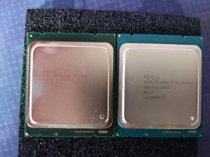 2x Intel Xeon E5-2620(v2) - 2.0 GHz Six Core Prozessor - Bild 1 von 3