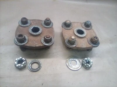 1989 Polaris Trailboss 250 350 400 Rear Wheel Hubs Rim Axle Mount Flanges Rough - Image 1 of 4