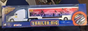 NASCAR Jeff Gordon #24 Trailer Rig 1:64 Diecast 4X Champion Dupont Action WC - Bild 1 von 1