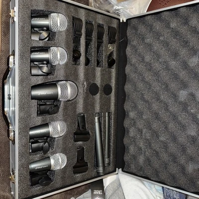 Pyle PDKM7 7 Microphone Wired Drum Kit with Carrying Case & Mounting Accessories - Image 1 of 4